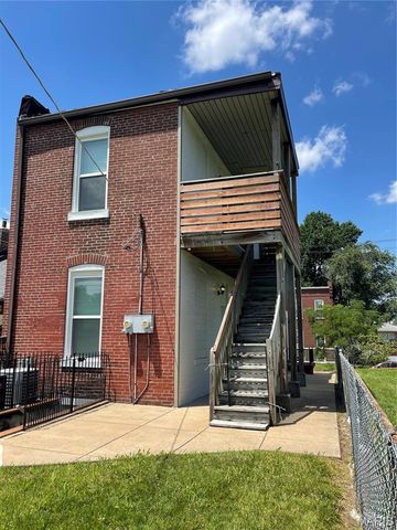 4620 Pennsylvania Avenue, St Louis, MO 63111