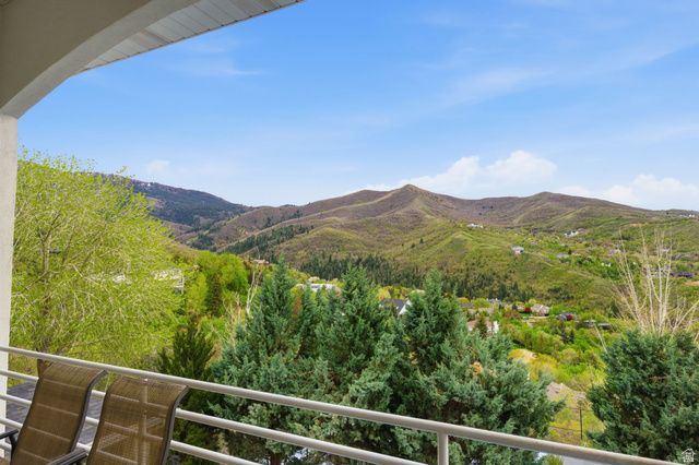 1878 E RIDGEPOINT DR, Bountiful, UT 84010