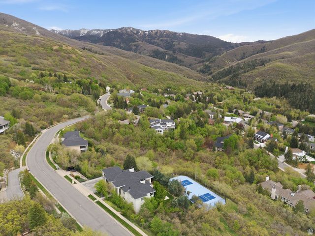 1878 E RIDGEPOINT DR, Bountiful, UT 84010