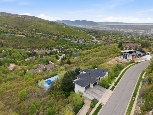 1878 E RIDGEPOINT DR, Bountiful, UT 84010