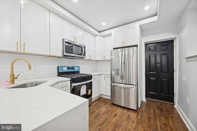 2016 S 23RD ST, Philadelphia, PA 19145