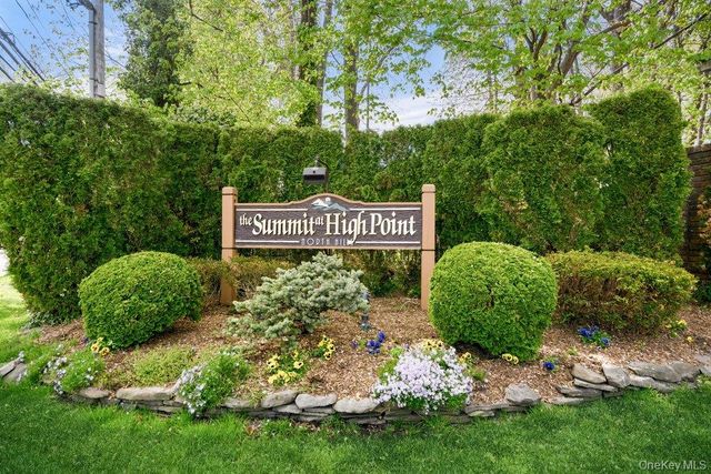 144 The Crescent, Roslyn Heights, NY 11577