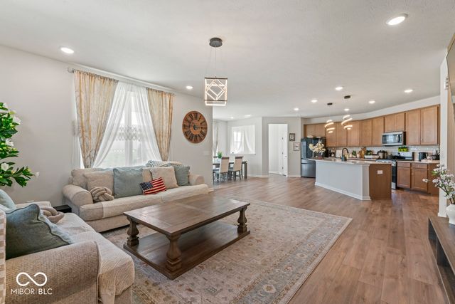 2729 Penn Avenue, Plainfield, IN 46168