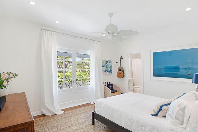 311 Cocoanut Row 2010, Palm Beach, FL 33480