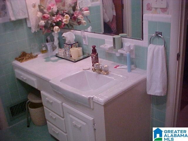 1824 POPLAR DRIVE, Gardendale, AL 35071