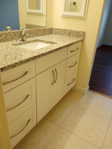 950 S KANNER Highway A21, Stuart, FL 34994