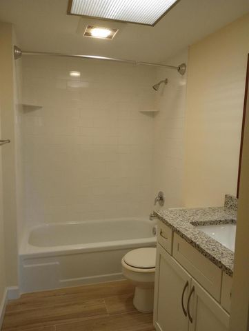 950 S KANNER Highway A21, Stuart, FL 34994