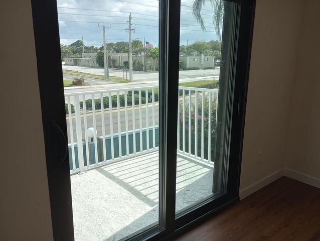 950 S KANNER Highway A21, Stuart, FL 34994