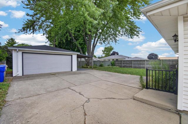 5312 52nd AVENUE, Kenosha, WI 53144