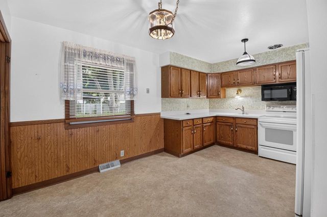 5312 52nd AVENUE, Kenosha, WI 53144