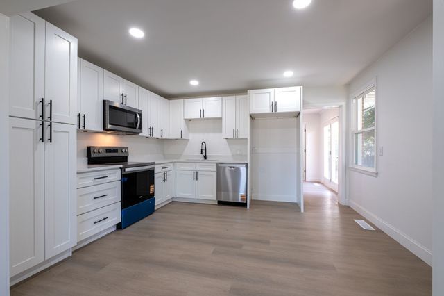 511 Wanda Dr, Nashville, TN 37210