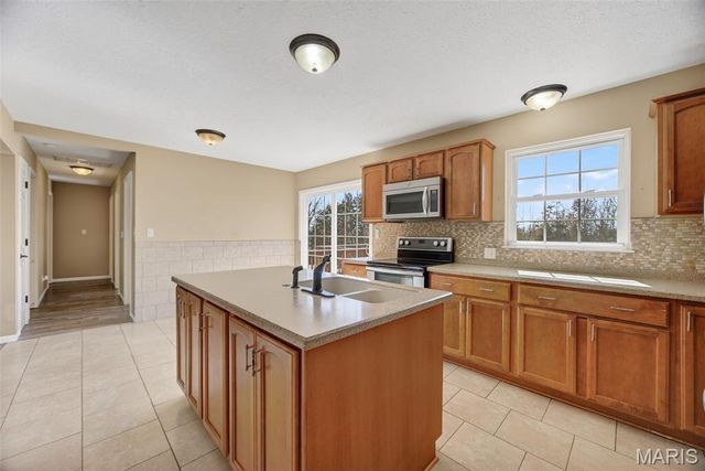 32262 Highway Ac, Lebanon, MO 65536