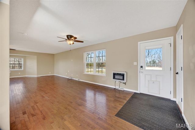 32262 Highway Ac, Lebanon, MO 65536