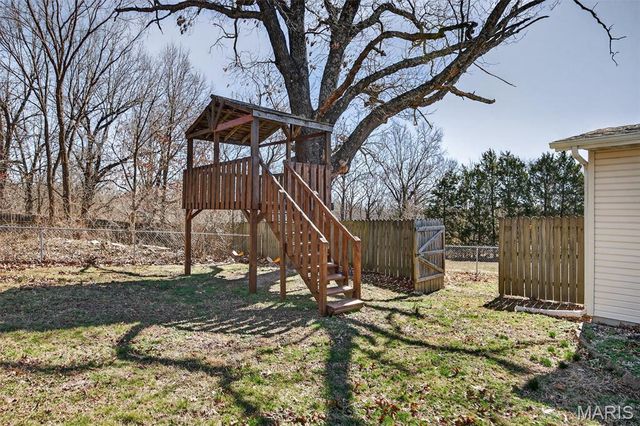 32262 Highway Ac, Lebanon, MO 65536