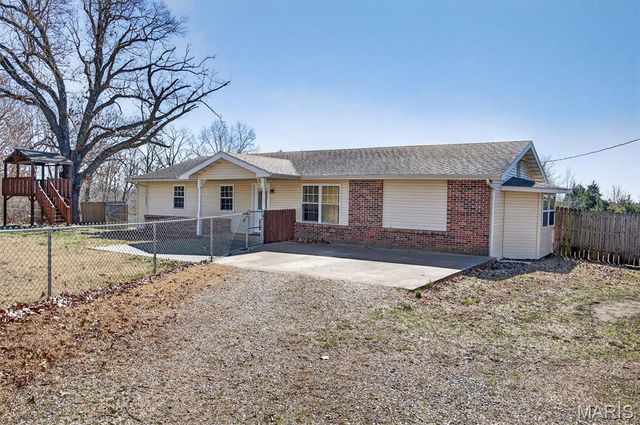32262 Highway Ac, Lebanon, MO 65536