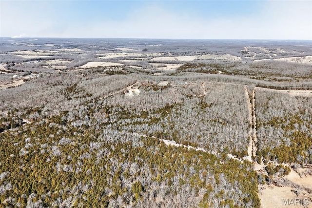 32262 Highway Ac, Lebanon, MO 65536