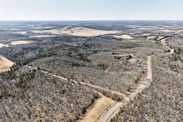 32262 Highway Ac, Lebanon, MO 65536