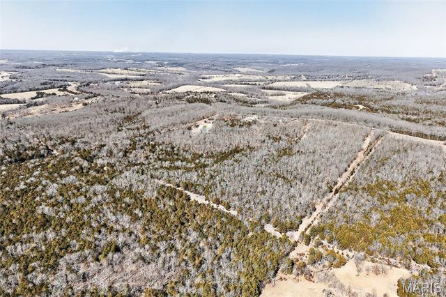 32262 Highway Ac, Lebanon, MO 65536