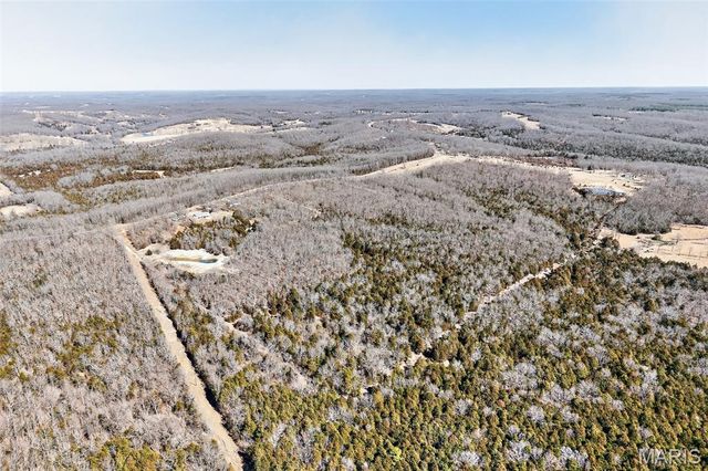 32262 Highway Ac, Lebanon, MO 65536