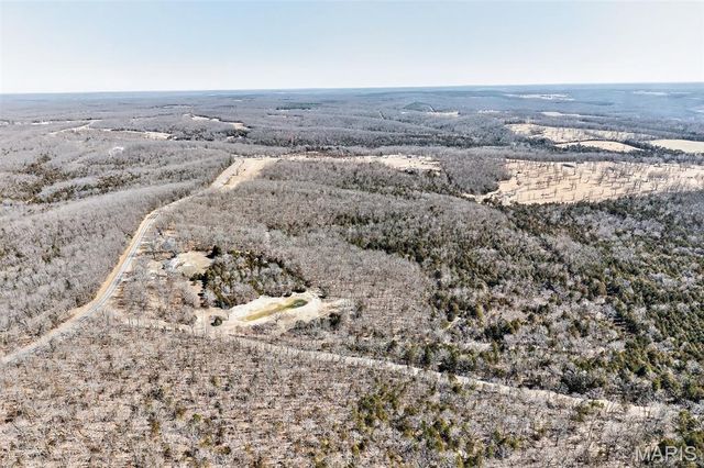 32262 Highway Ac, Lebanon, MO 65536