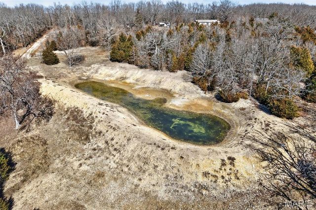 32262 Highway Ac, Lebanon, MO 65536