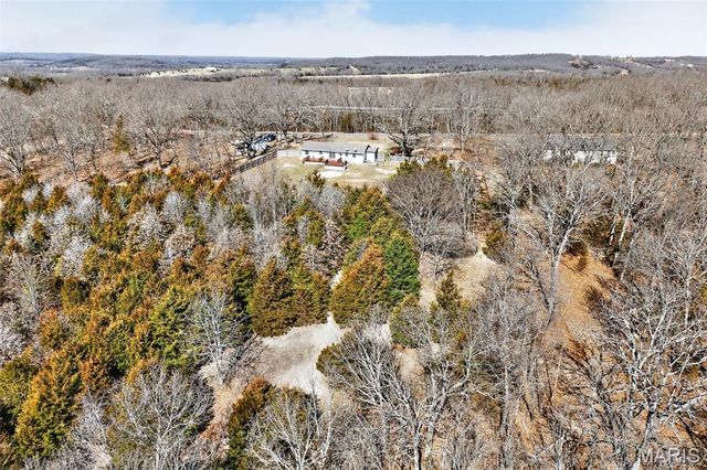 32262 Highway Ac, Lebanon, MO 65536