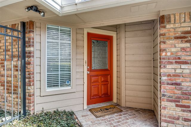 9519 Park Highlands Drive, Dallas, TX 75238