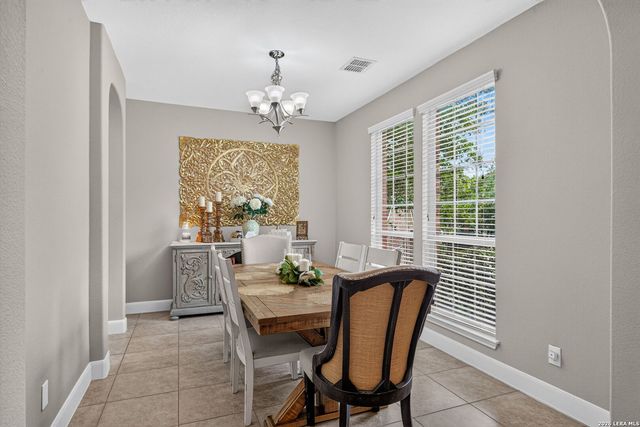3319 VALLEY CRK, San Antonio, TX 78261