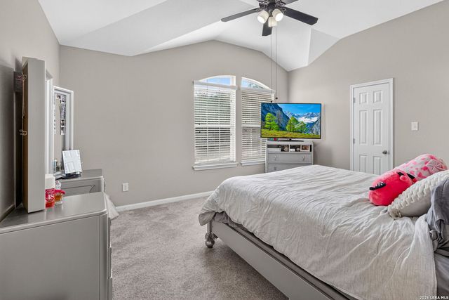 3319 VALLEY CRK, San Antonio, TX 78261