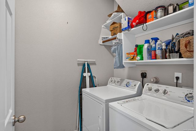 3319 VALLEY CRK, San Antonio, TX 78261