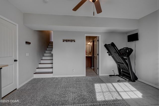 3027 S Winfield Avenue, Joplin, MO 64804