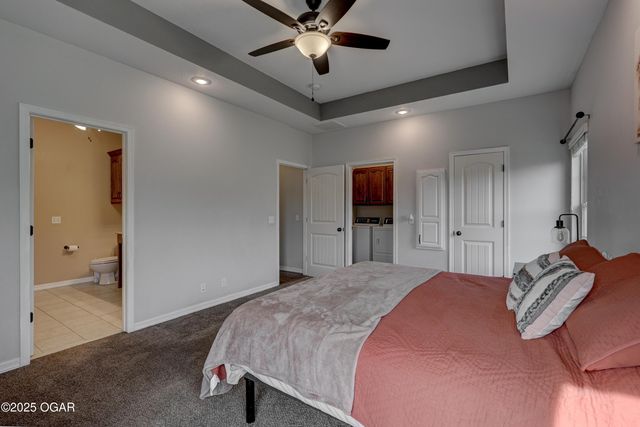 3027 S Winfield Avenue, Joplin, MO 64804