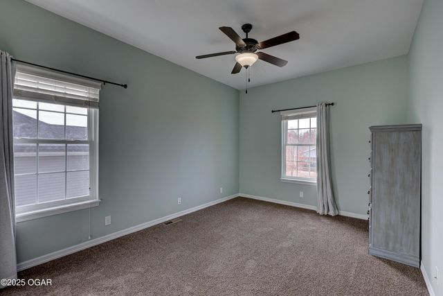 3027 S Winfield Avenue, Joplin, MO 64804