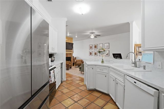 4501 Stony Creek Dr, Corpus Christi, TX 78413