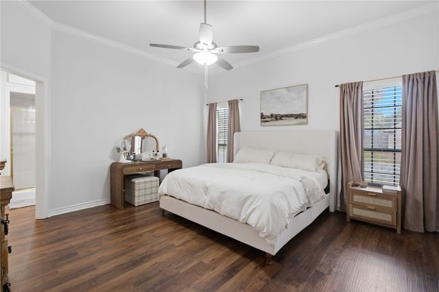 4501 Stony Creek Dr, Corpus Christi, TX 78413