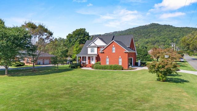 825 Dennis Avenue, Jasper, TN 37347