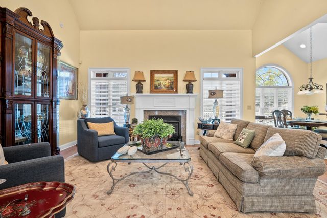 825 Dennis Avenue, Jasper, TN 37347