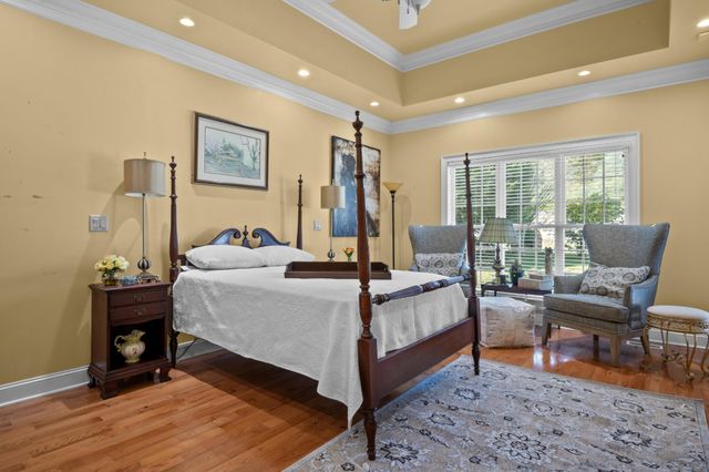 825 Dennis Avenue, Jasper, TN 37347