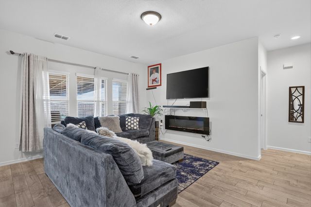 9745 Mint Hill Drive, Fort Worth, TX 76108