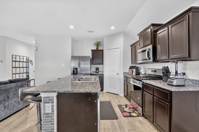 9745 Mint Hill Drive, Fort Worth, TX 76108