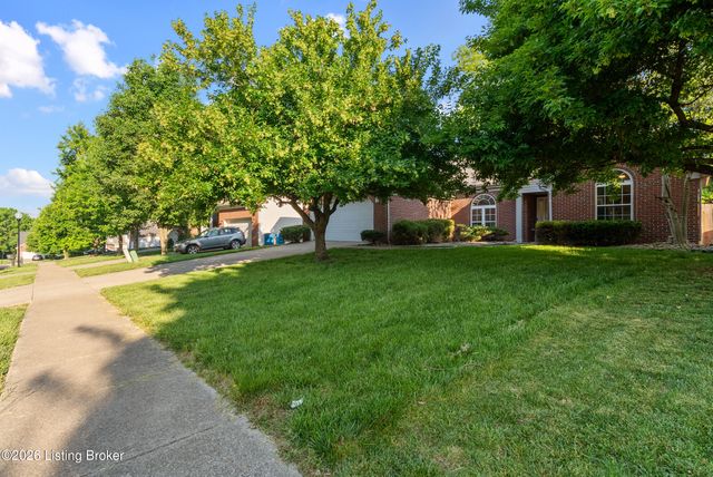 5123 Craigs Creek Dr, Louisville, KY 40241