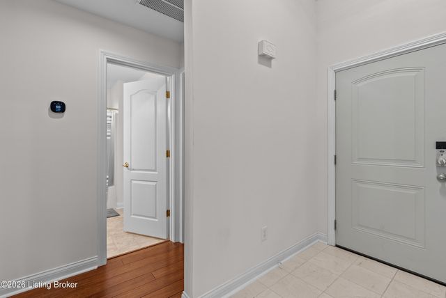 5123 Craigs Creek Dr, Louisville, KY 40241