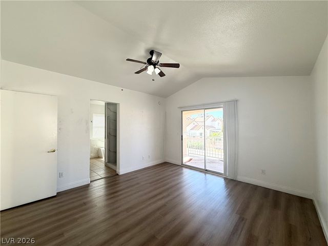 2528 Silver Shadow Drive, Las Vegas, NV 89108