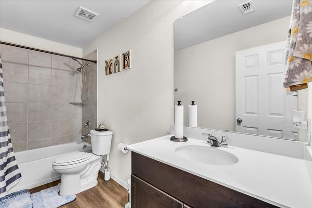 1201 Timberhurst Trail, Fort Worth, TX 76131