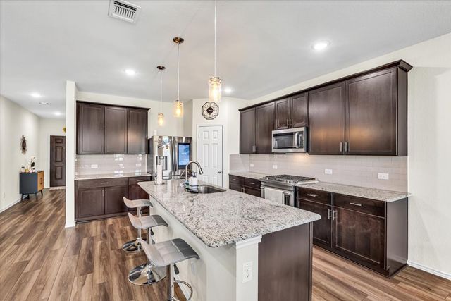 1201 Timberhurst Trail, Fort Worth, TX 76131