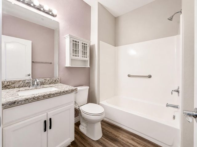 2425 W Bronco Butte Trail, Phoenix, AZ 85085