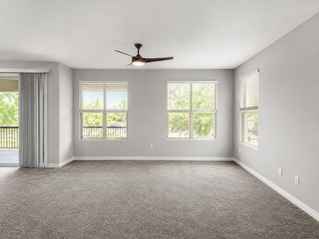 2425 W Bronco Butte Trail, Phoenix, AZ 85085