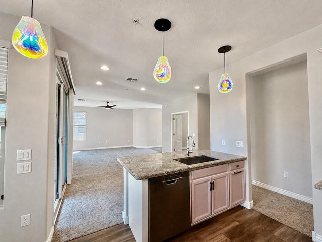 2425 W Bronco Butte Trail, Phoenix, AZ 85085