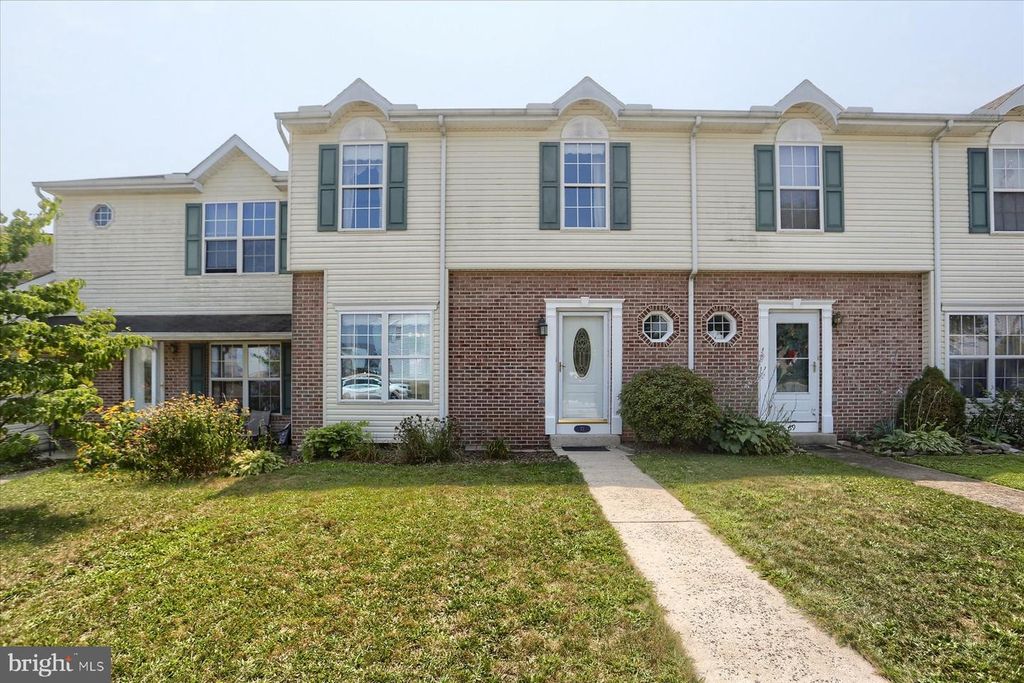71 SOUTHMONT DR, Enola, PA 17025
