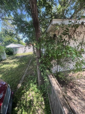 15865 Collingham Drive, Detroit, MI 48205